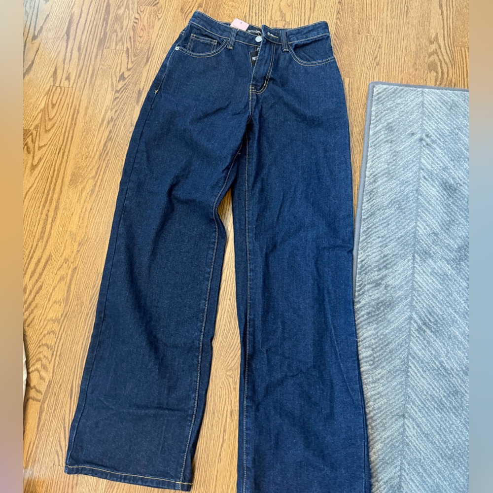 PrettyLittleThing Dark Indigo Straight Leg Jeans